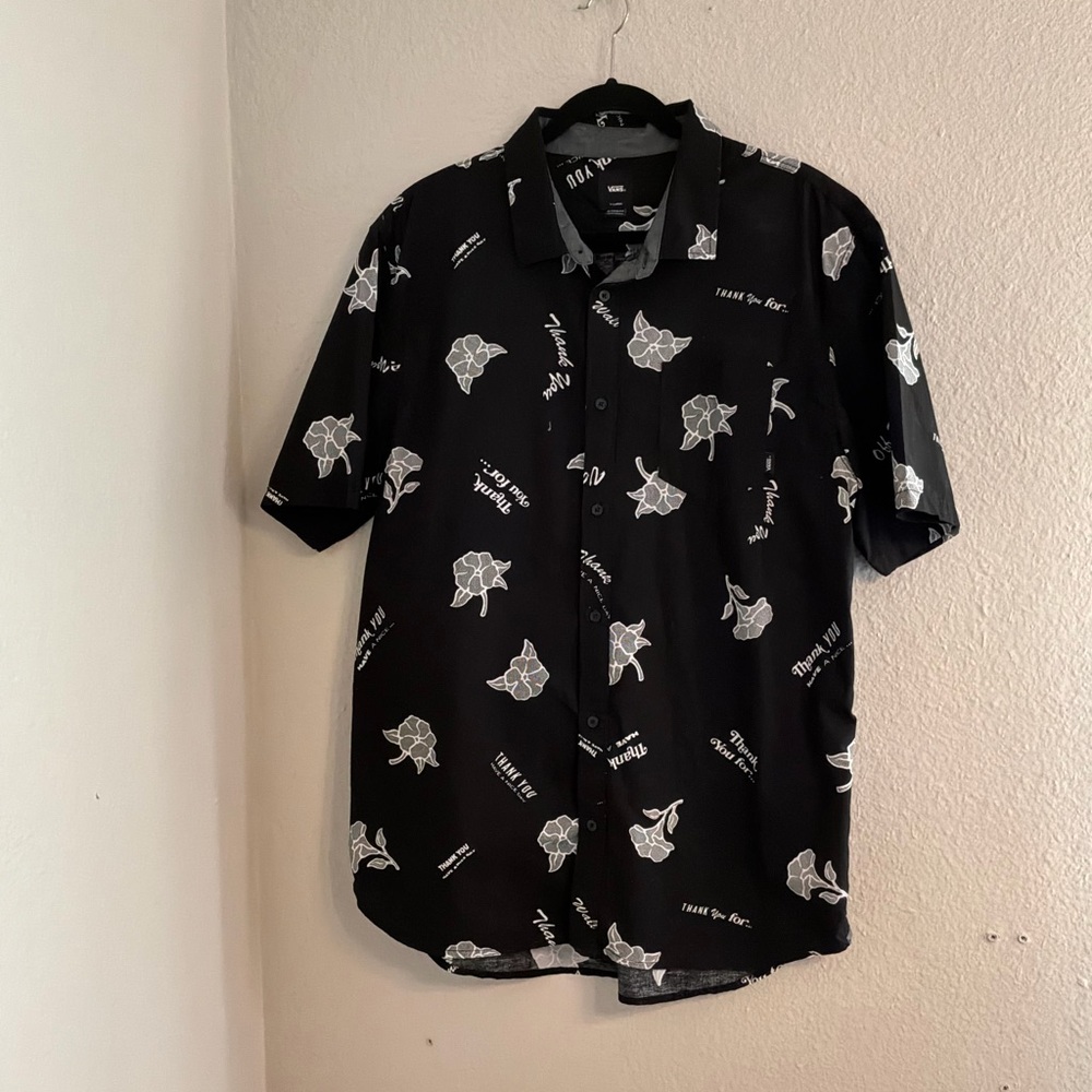 Vans Black Short-Sleeve Button-Up Shirt with White Floral Print